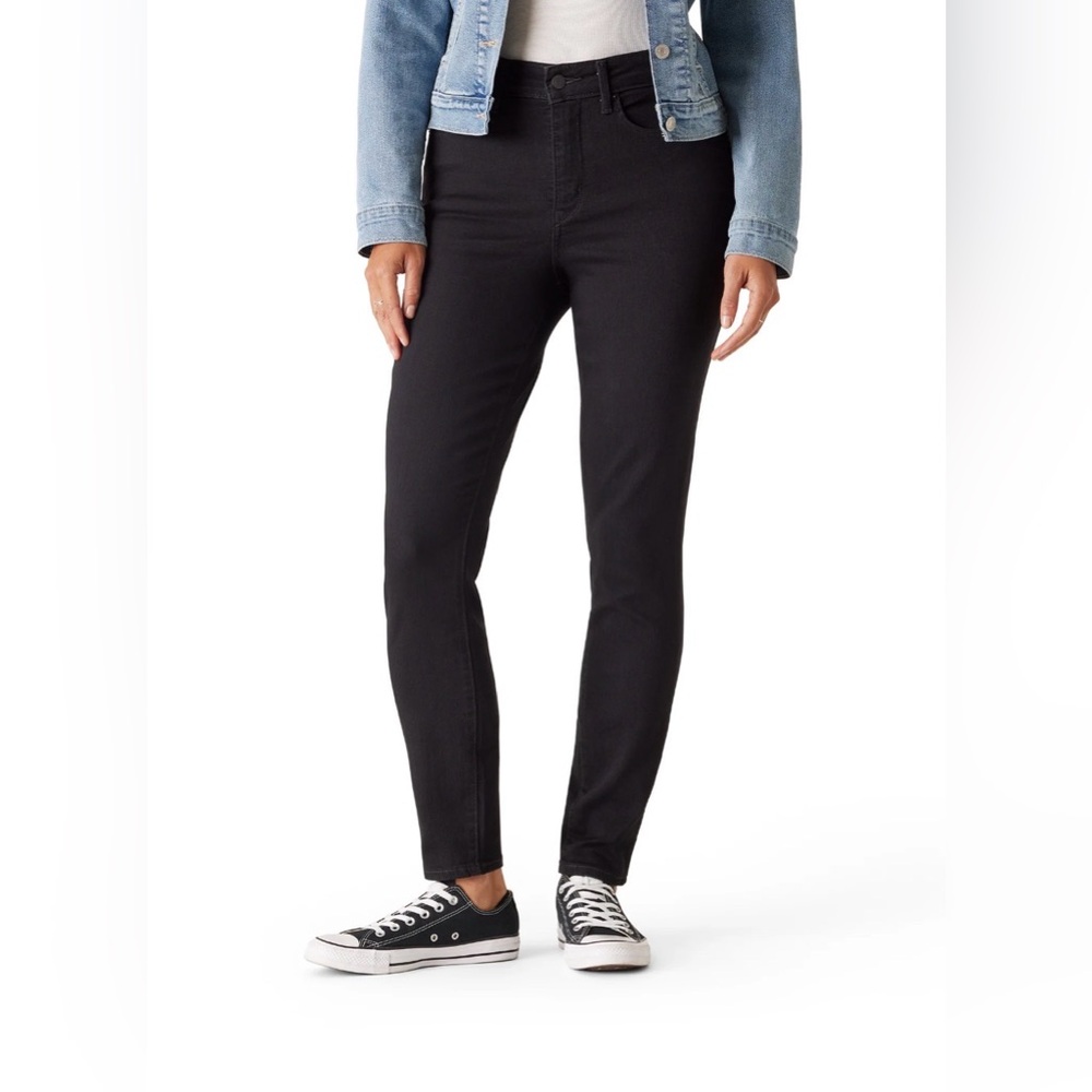 Levi's Women's Jet Black Skinny Jeans Mid-Rise 16S